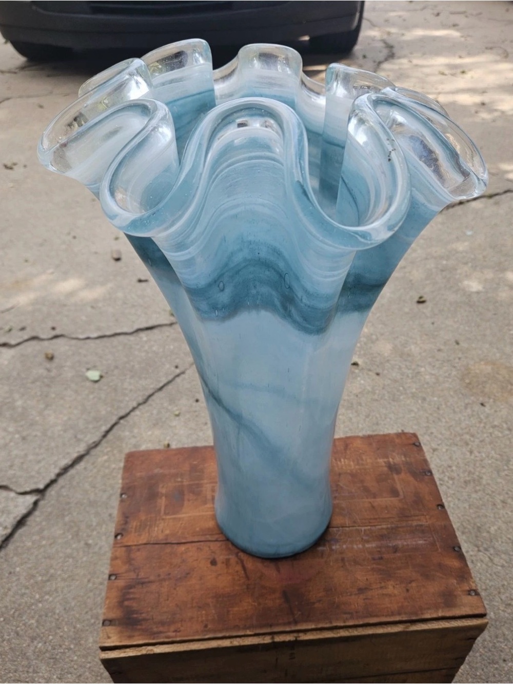 Large Hand Blown Blue & White Swirl Art Glass Ruffled Vase 15.5" Murano Style